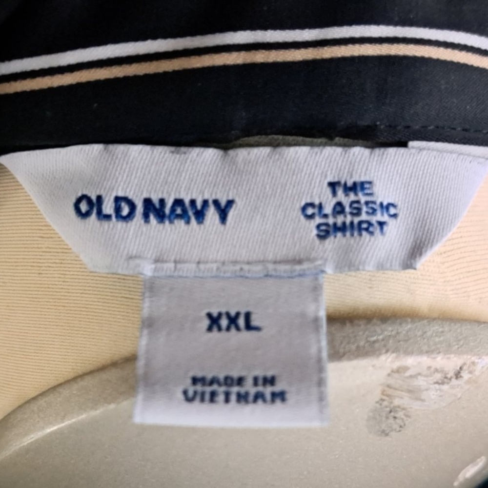 2/$15 Old Navy Black and White Striped Button-Down Blouse - Picture 4 of 4